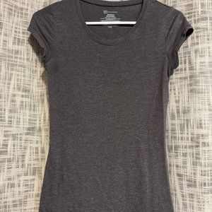 Heather gray Tshirt